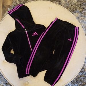 Adidas sweatsuit